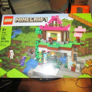 LEGO Minecraft: The Training Grounds
